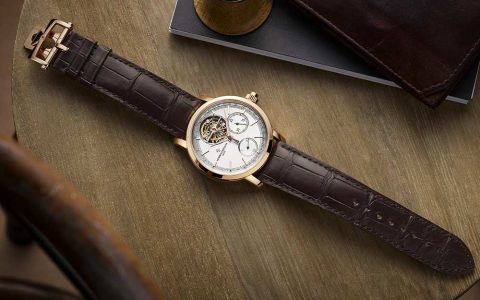 江詩丹頓傳統(tǒng)奈爾陀飛輪計時碼表，性能和精度的藝術