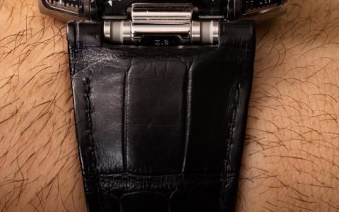 Urwerk UR-111C 手表動手