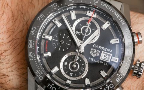 泰格豪雅Carrera 1887自動計時碼表與Carrera Heuer 01手表評論相比
