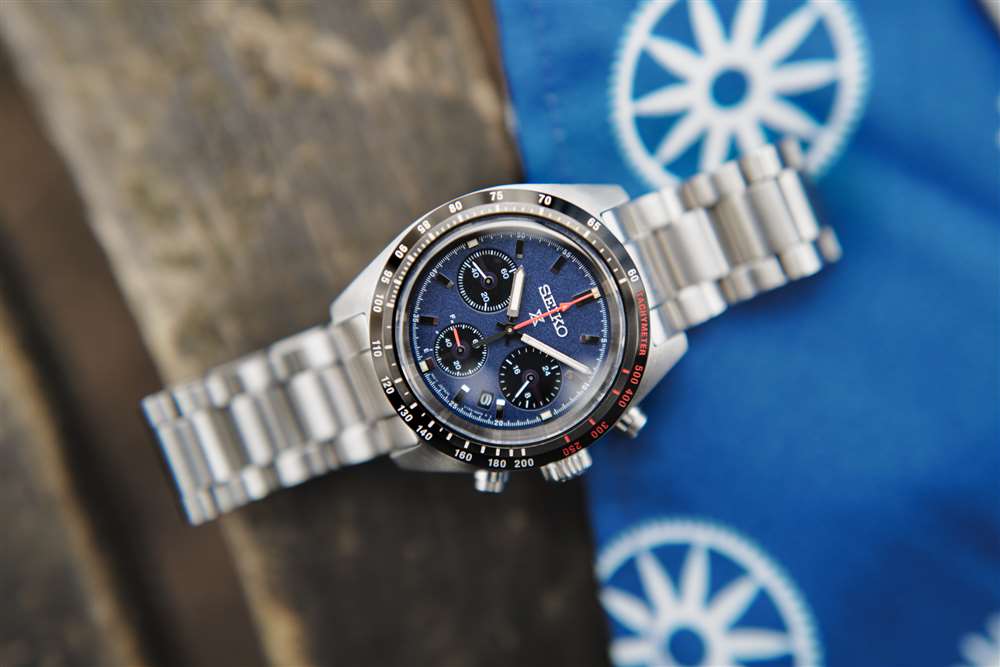 精工太陽(yáng)能 Speedtimer 平躺