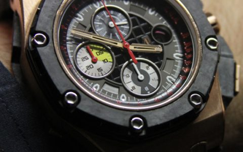 愛彼皇家橡樹離岸陶瓷限量版腕表