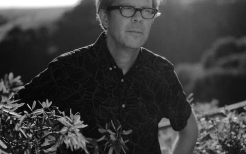 周末圍捕奇怪的信號，精疲力盡的舞臺工作人員和非常大的書