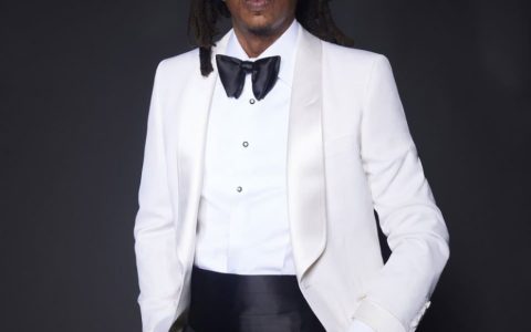 Jay-Z砸數百萬美金入手超稀有百達翡麗古董金表