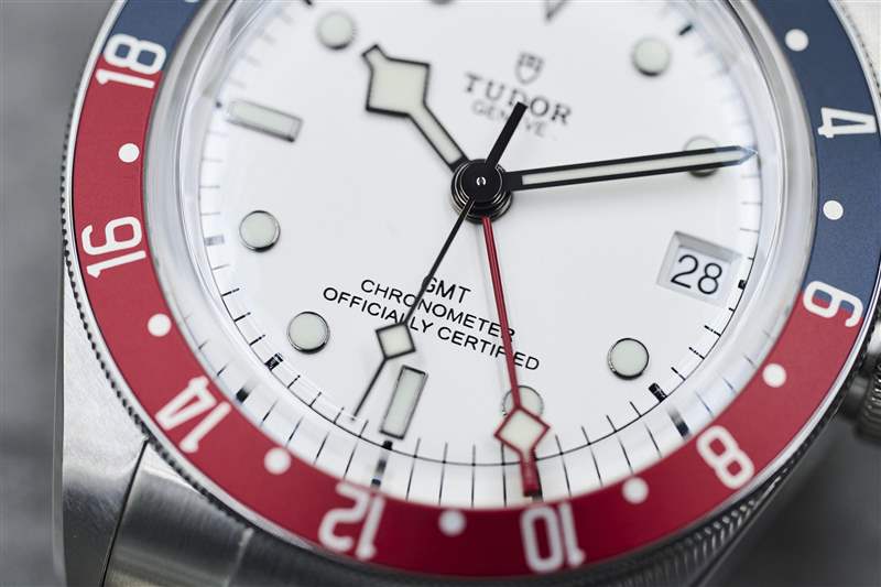 帝舵 Black Bay GMT 白色表盤(pán)微距