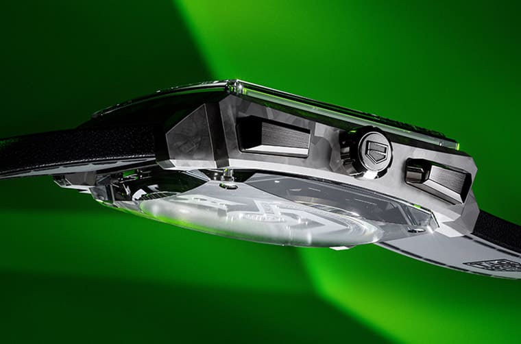 泰格豪雅Monaco雙追針搭載「品牌最輕自動(dòng)計(jì)時(shí)機(jī)芯」